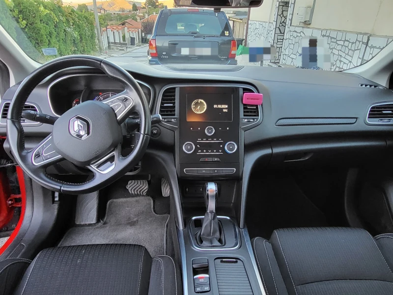 Renault Megane, снимка 9 - Автомобили и джипове - 47411581