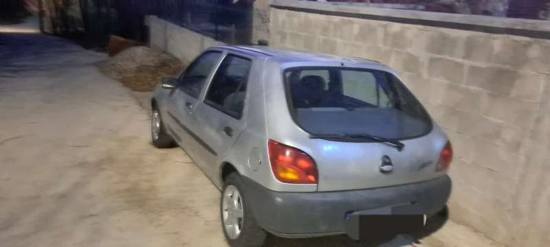 Ford Fiesta, снимка 2 - Автомобили и джипове - 48459818