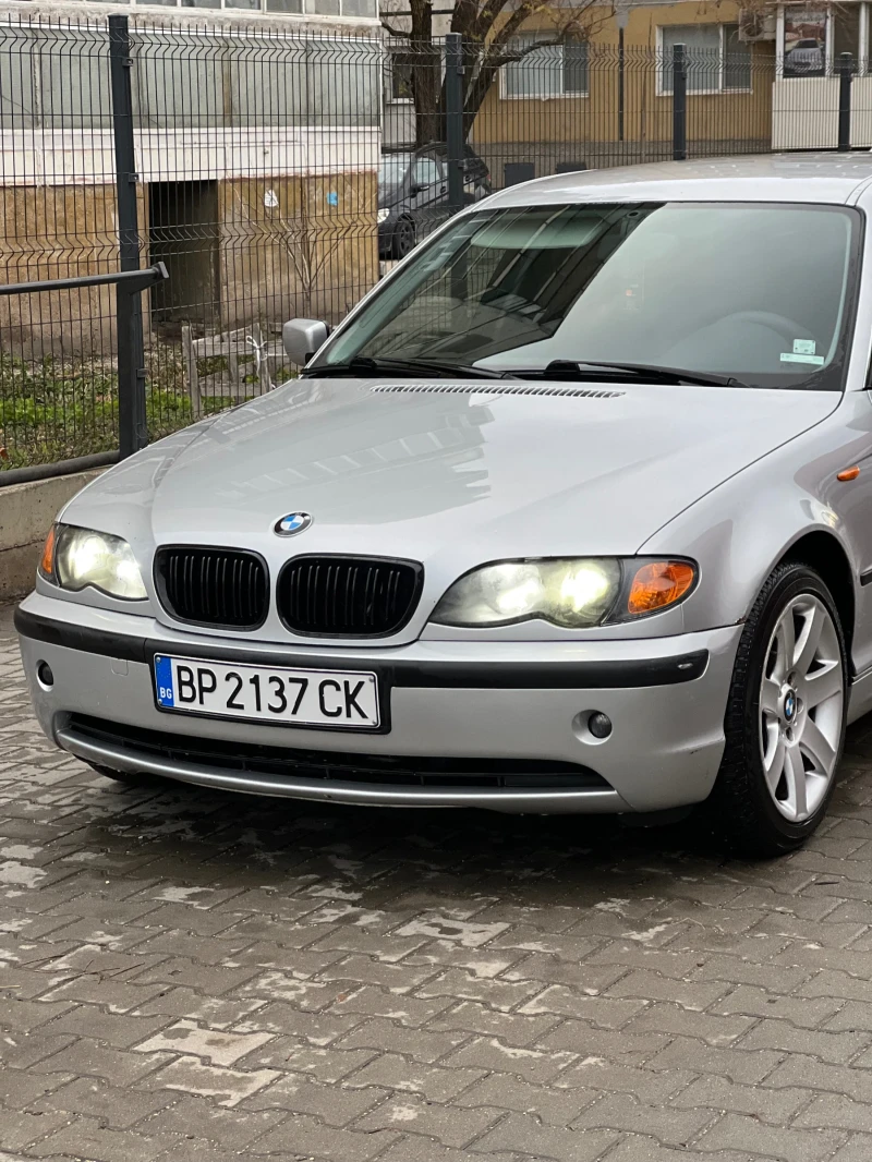 BMW 330, снимка 1 - Автомобили и джипове - 48546354