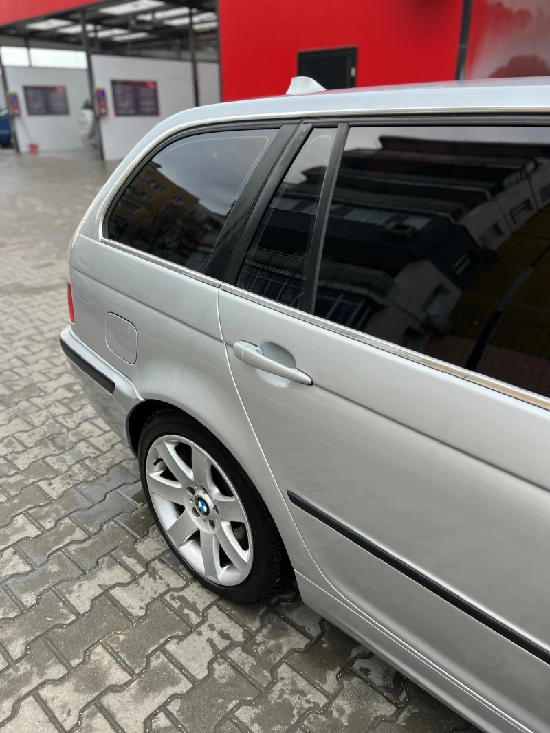 BMW 330, снимка 9 - Автомобили и джипове - 48546354