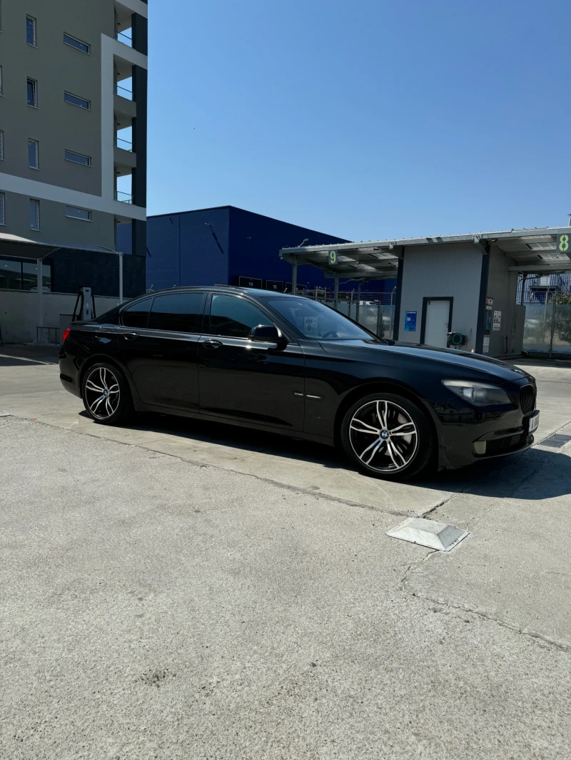 BMW 740, снимка 6 - Автомобили и джипове - 48915799