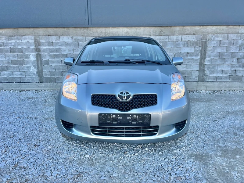 Toyota Yaris 1.3 VVTI, снимка 1 - Автомобили и джипове - 49405397