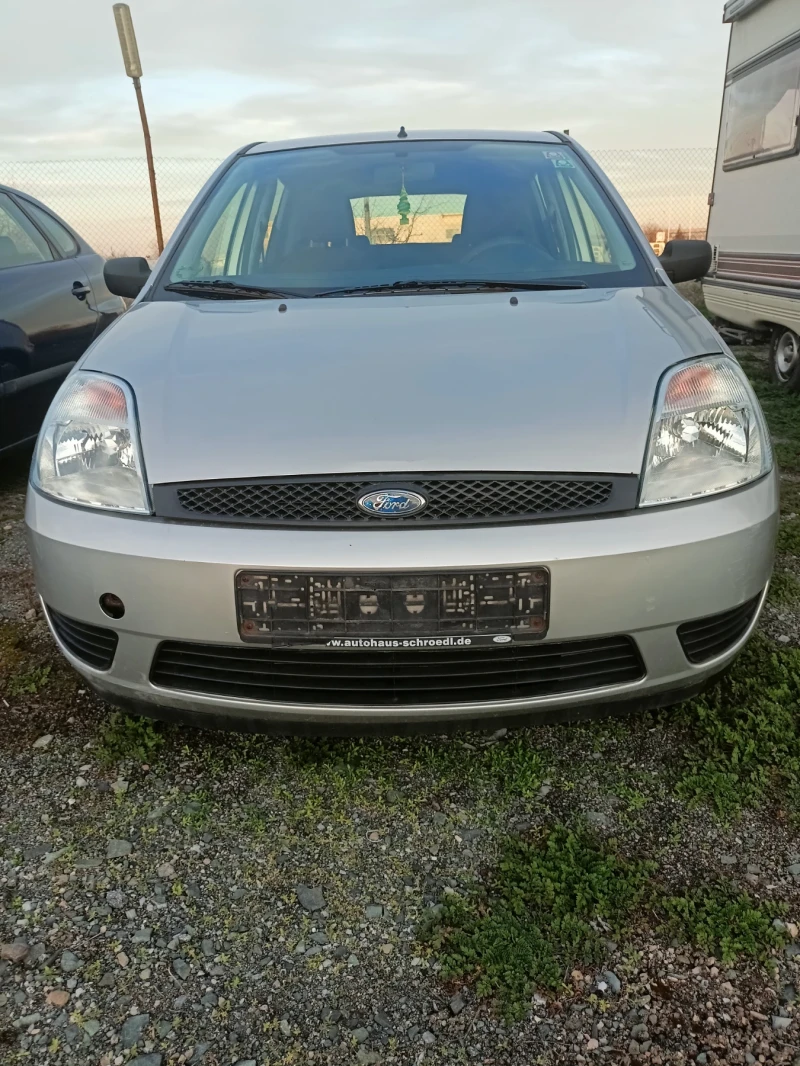 Ford Fiesta, снимка 1 - Автомобили и джипове - 49504132