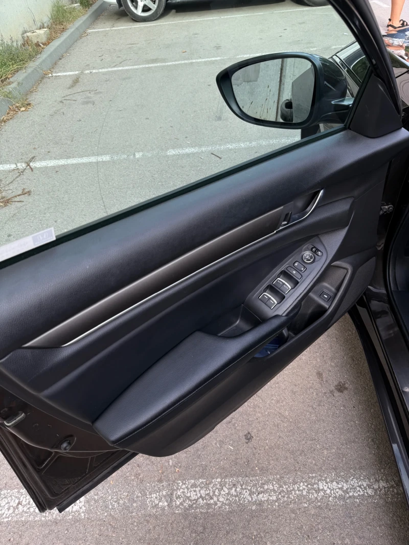 Honda Accord, снимка 12 - Автомобили и джипове - 52031830
