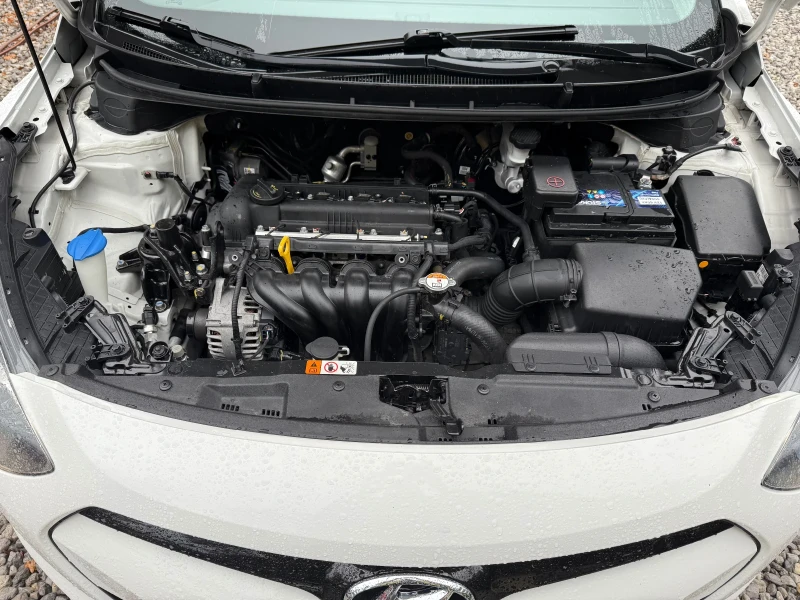 Hyundai I30 1.4i 16V EURO5b, снимка 14 - Автомобили и джипове - 51965786