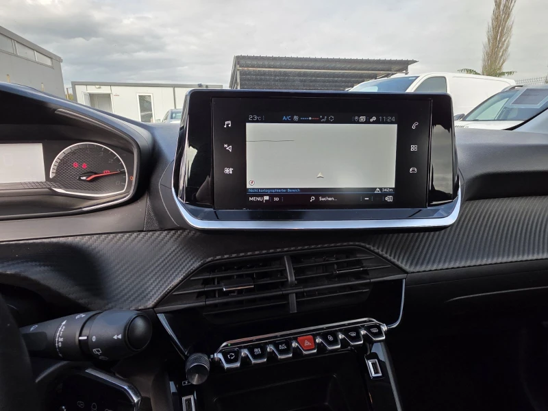 Peugeot 208 1.5 BlueHDi Навигация| Парктроник| Климатроник, снимка 13 - Автомобили и джипове - 52320500
