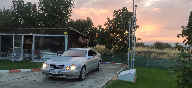 Mercedes-Benz CLK 200 Kompressor , снимка 6 - Автомобили и джипове - 52815531