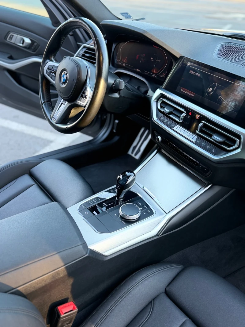 BMW 330 xDrive M-Sport , снимка 9 - Автомобили и джипове - 53114075