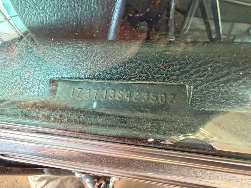 Chevrolet Corvette, снимка 10 - Автомобили и джипове - 53435056