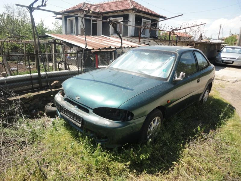 Hyundai Accent 1.3, снимка 4 - Автомобили и джипове - 36580715