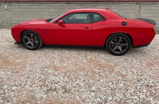 Dodge Challenger SRT Hellcat, снимка 5 - Автомобили и джипове - 49159490