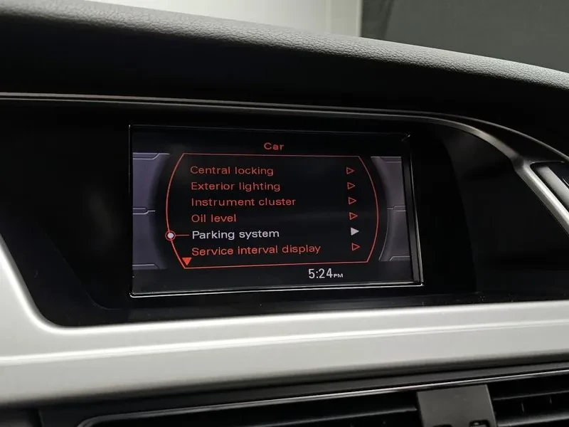 Audi A4 2.0 TFSI, снимка 16 - Автомобили и джипове - 54550859