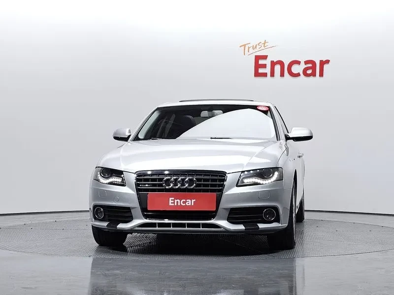 Audi A4 2.0 TFSI, снимка 3 - Автомобили и джипове - 54550859