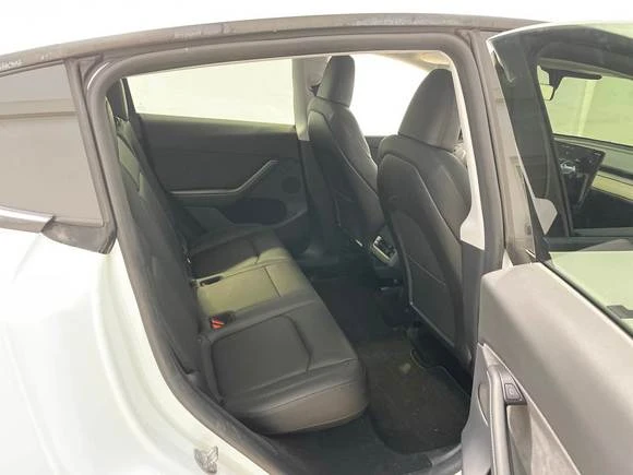 Tesla Model Y Long Range AWD Giga Berlin, снимка 6 - Автомобили и джипове - 54737301