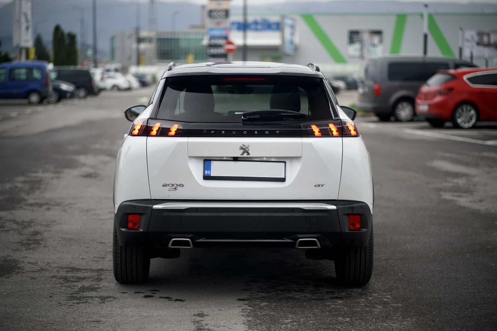 Peugeot 2008 GT Line/Автоматик/36 000км/Бяла перла - изображение 4