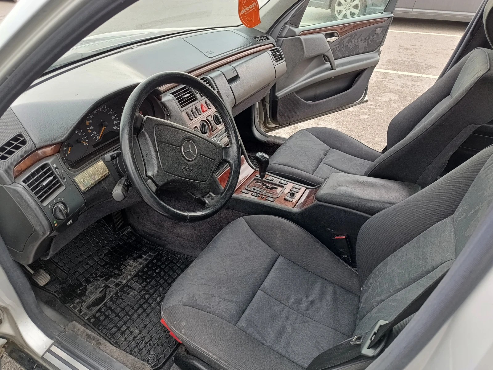Mercedes-Benz 290 290 Е - изображение 4