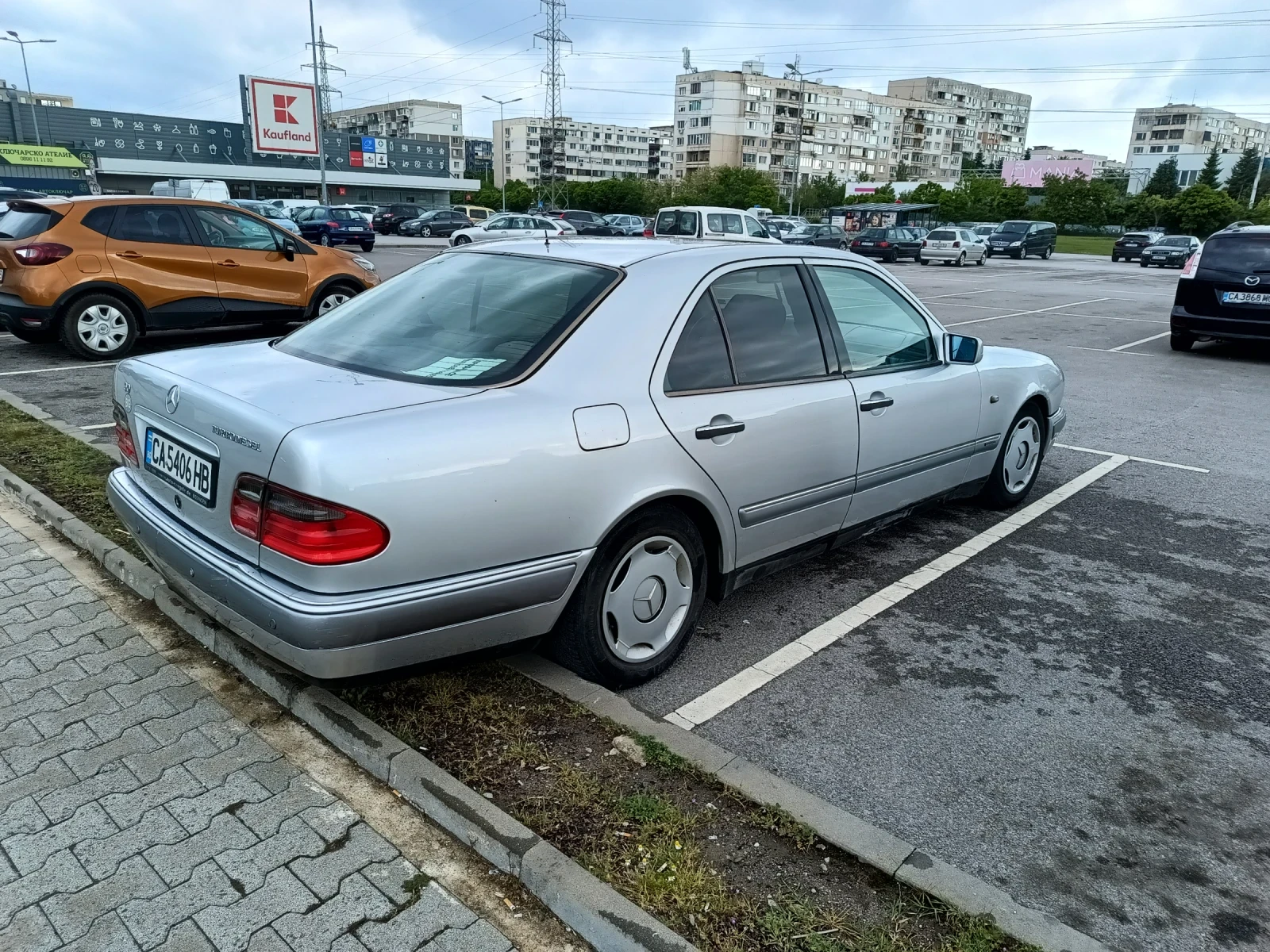 Mercedes-Benz 290 290 Е - изображение 5