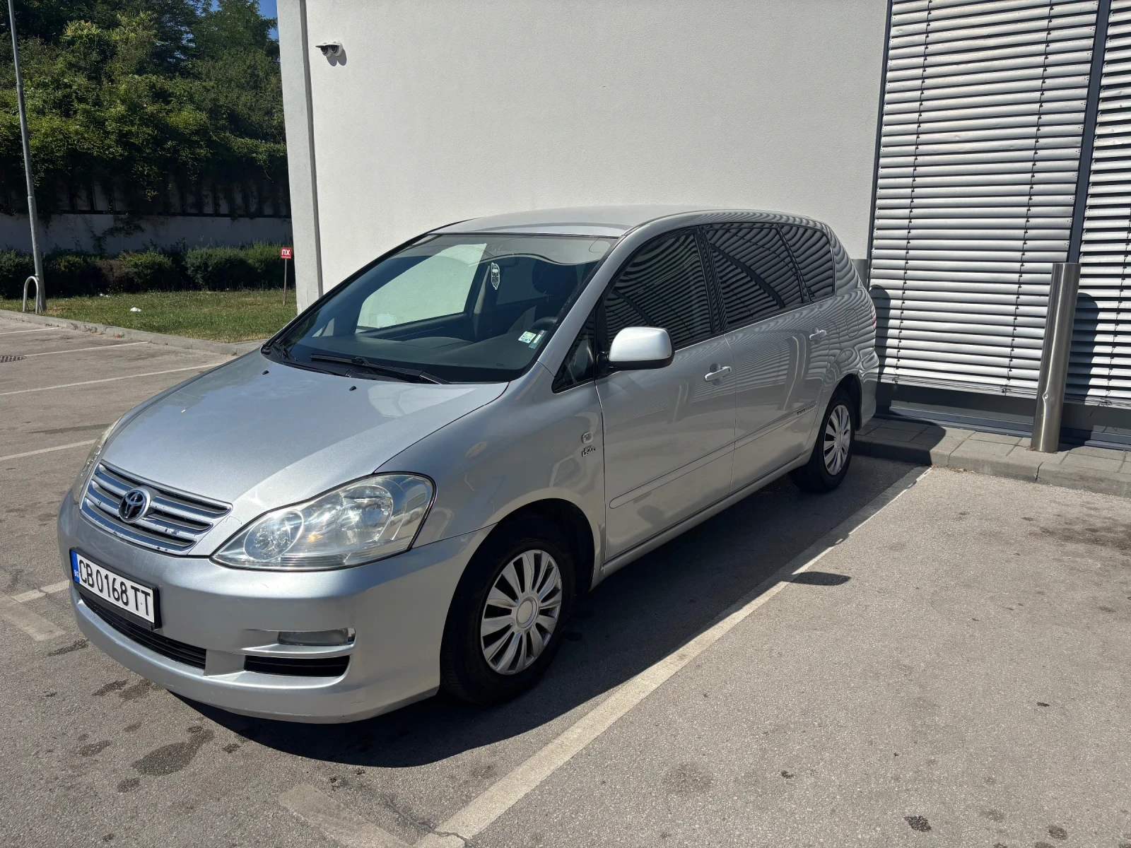 Toyota Avensis verso  - изображение 2