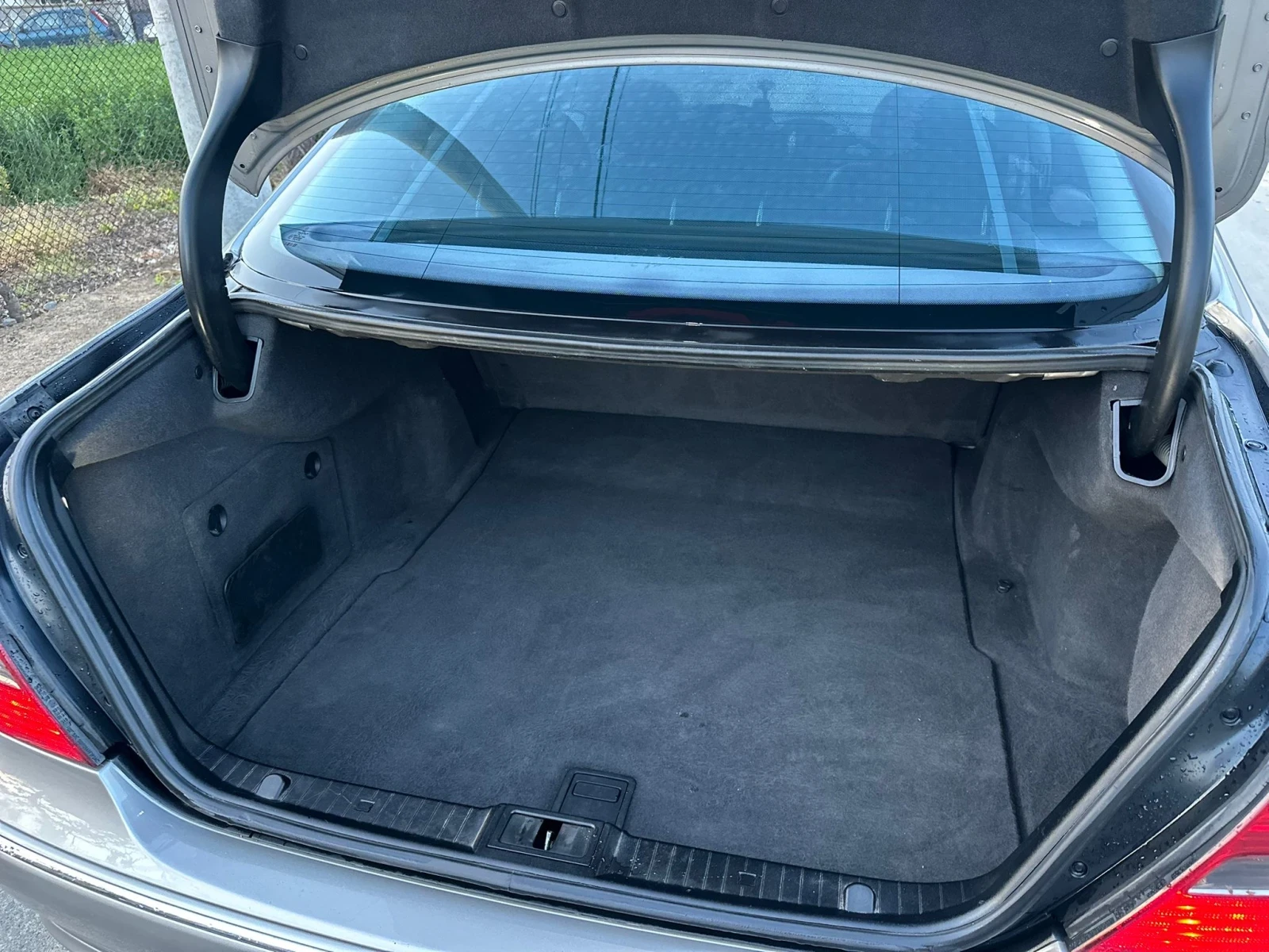 Mercedes-Benz E 320  - изображение 10