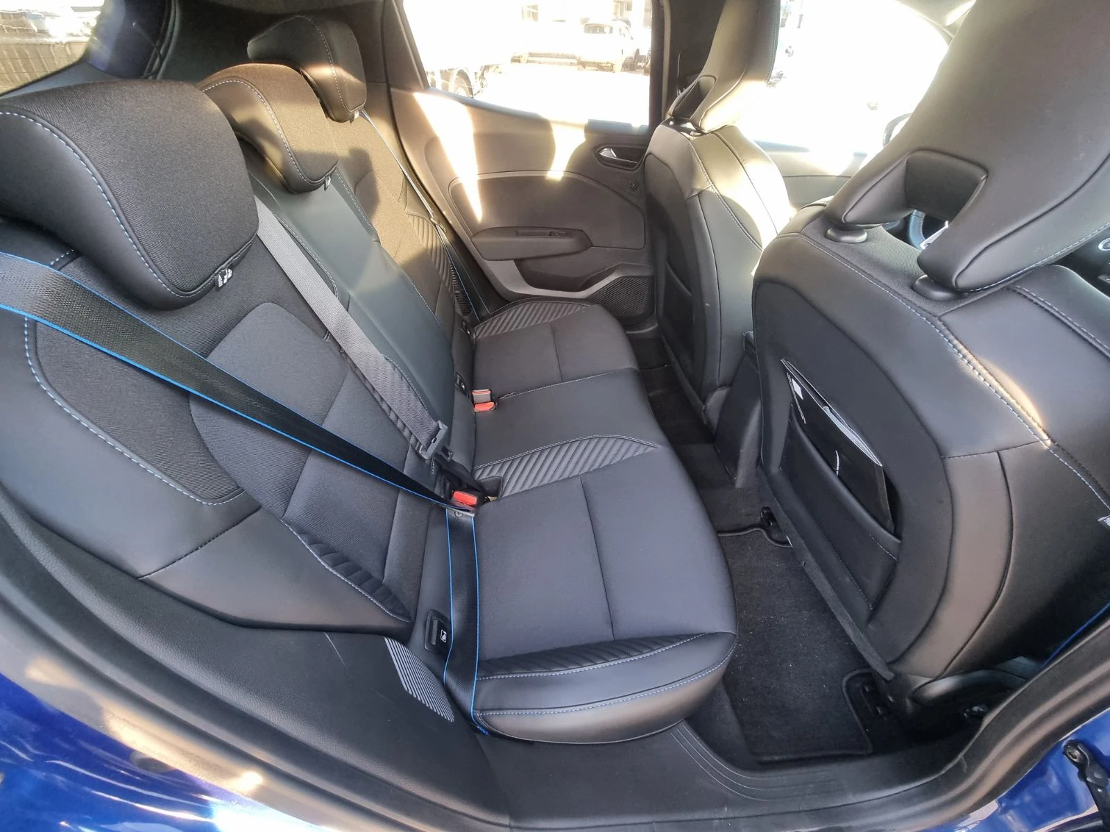 Renault Clio E-Tech full hybrid 145 | Mobile.bg   16