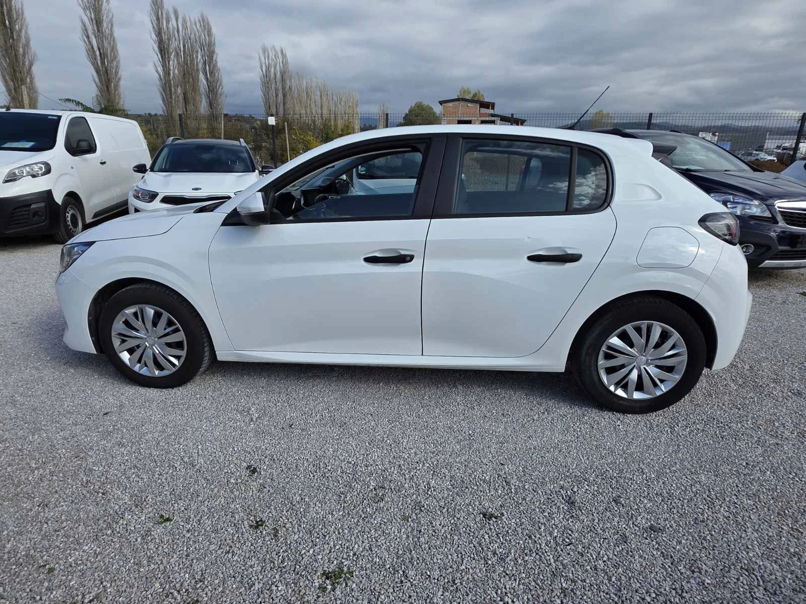 Peugeot 208 1.5 BlueHDi Навигация| Парктроник| Климатроник - изображение 10