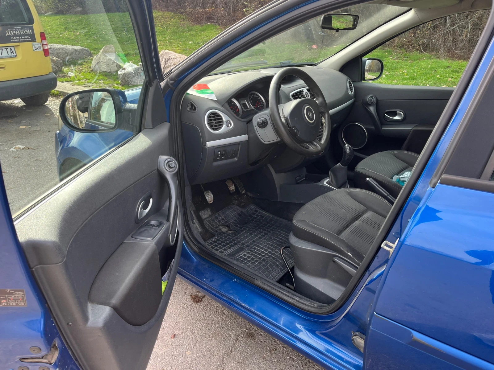 Renault Clio EVRO4 - изображение 10