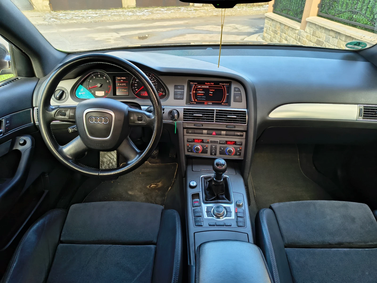 Audi A6 2.4i 6ск Газ.Инж - изображение 9