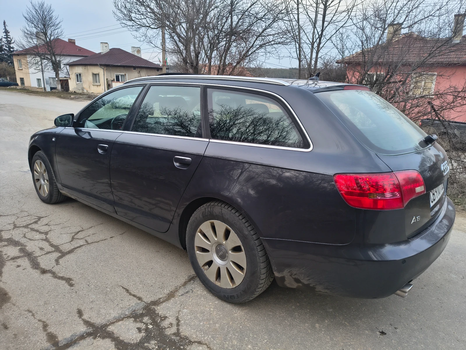 Audi A6 2.4i 6ск Газ.Инж, снимка 4 - Автомобили и джипове - 53530388