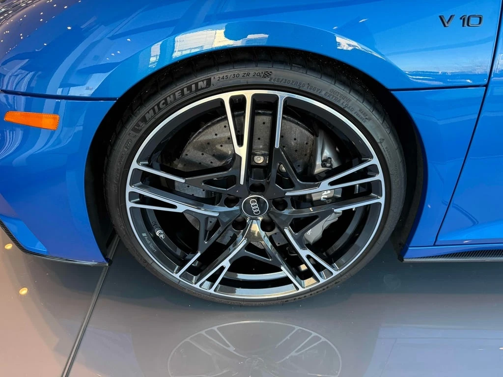 Audi R8 * V10 performance * CARFAX * ЦЕНА ДО БГ - изображение 7