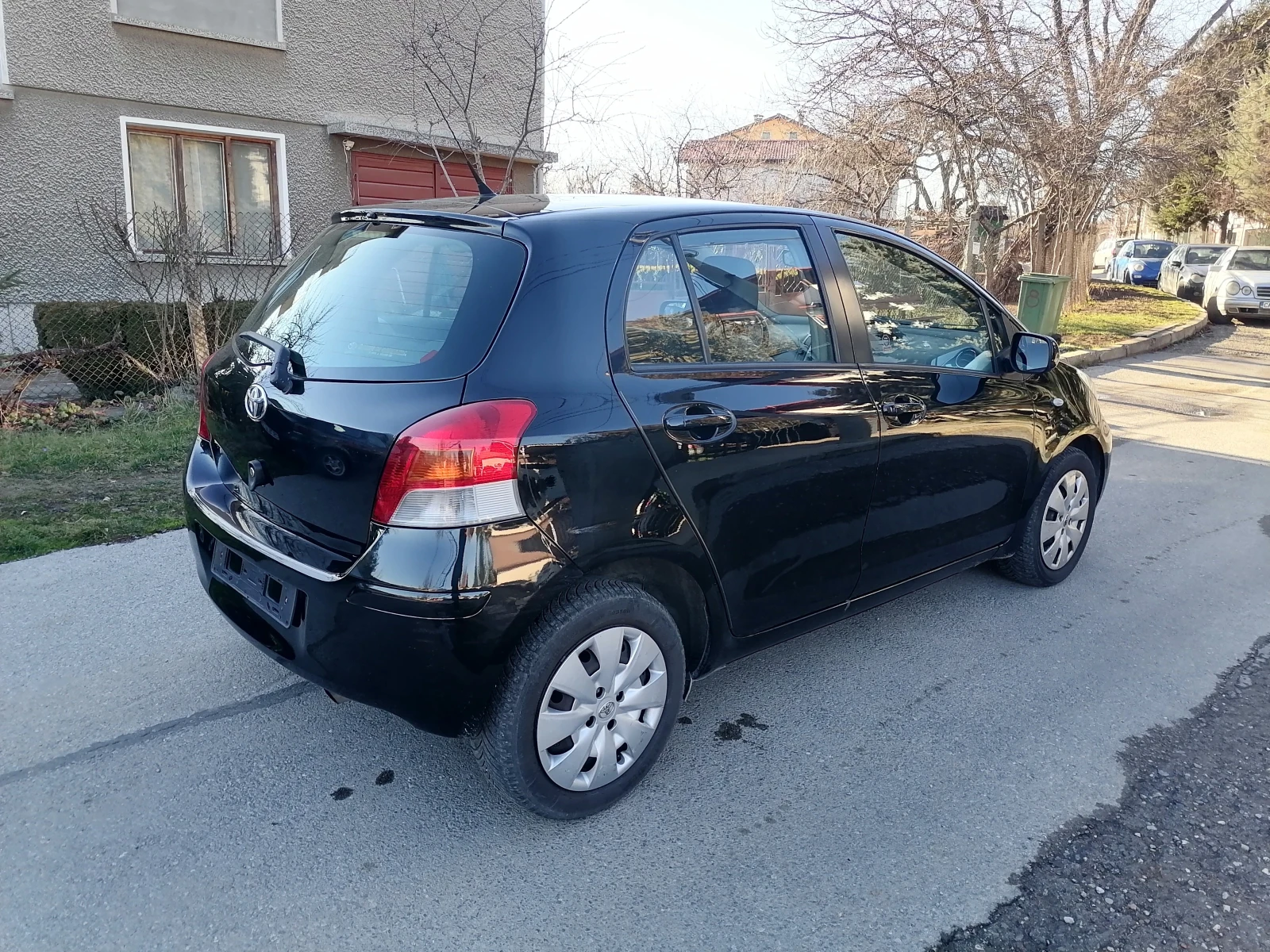 Toyota Yaris 1.33 vvti - изображение 5