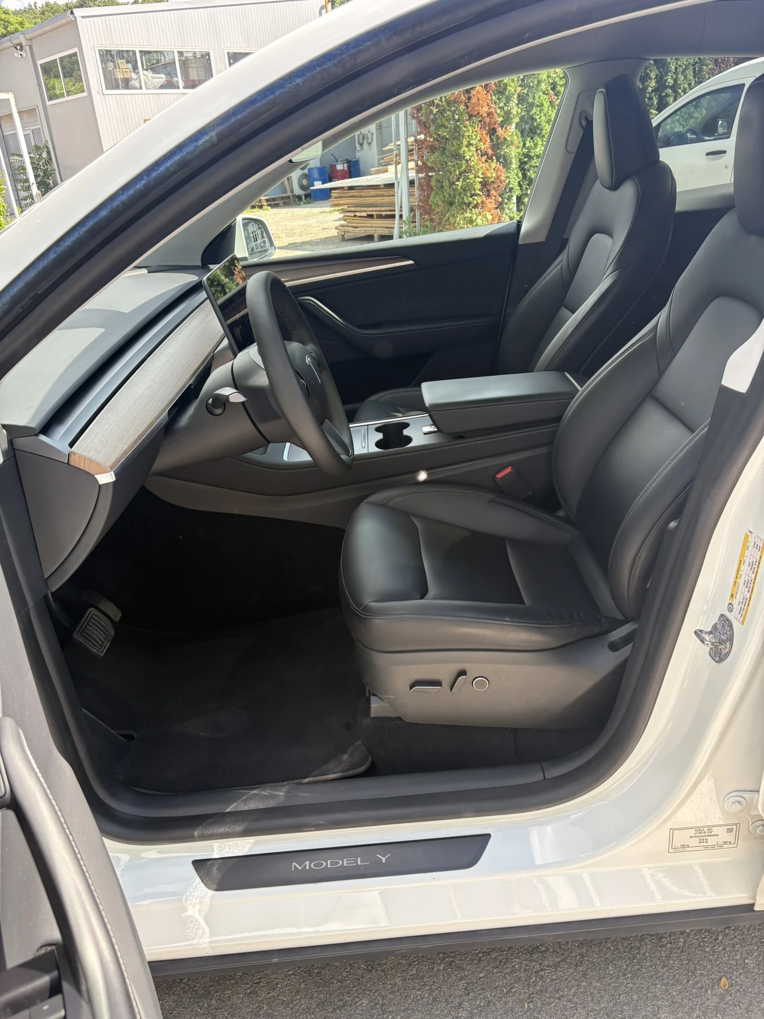 Tesla Model Y Long Range AWD Giga Berlin, снимка 7 - Автомобили и джипове - 54737301