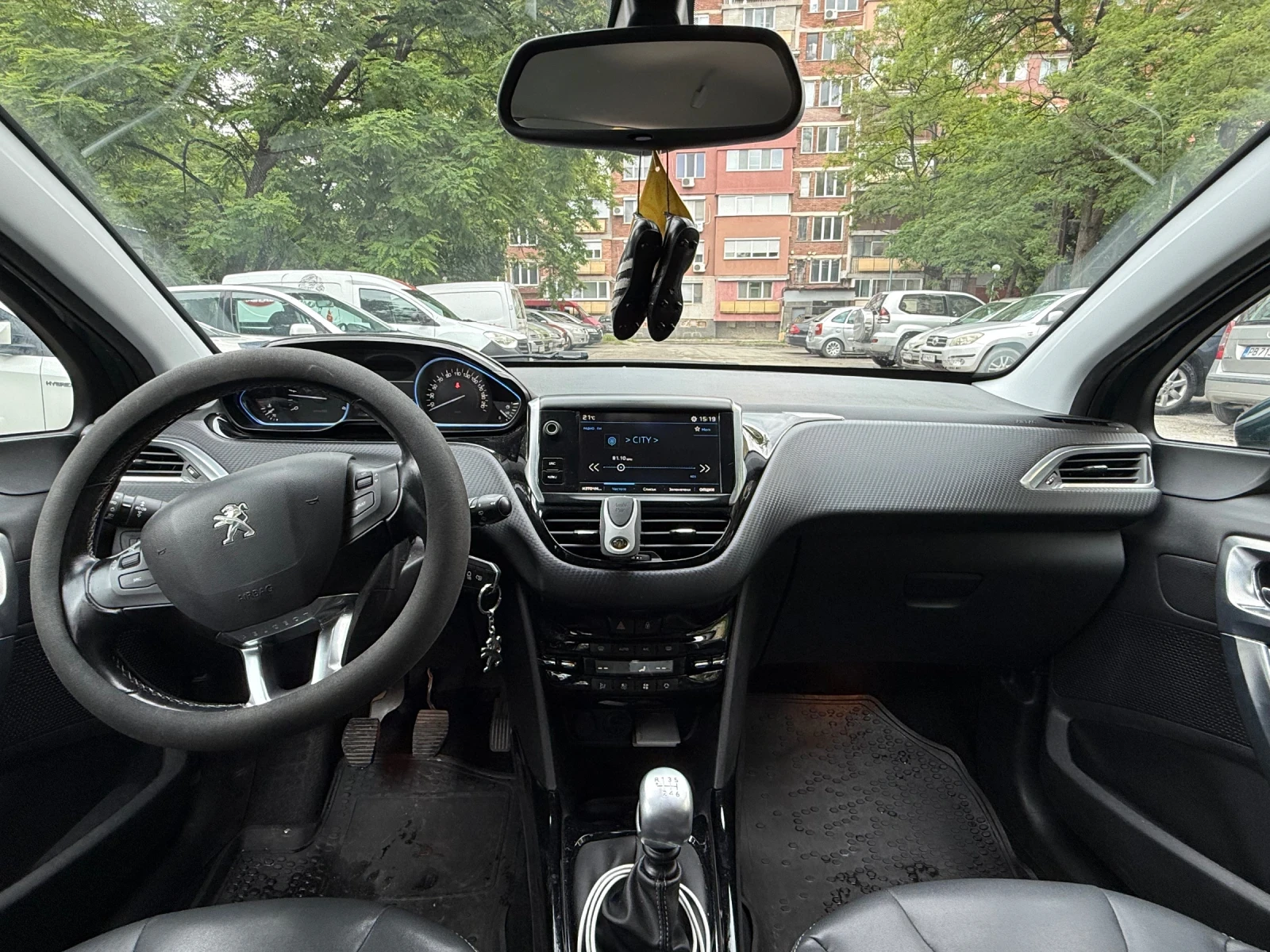 Peugeot 2008, снимка 8 - Автомобили и джипове - 54748585