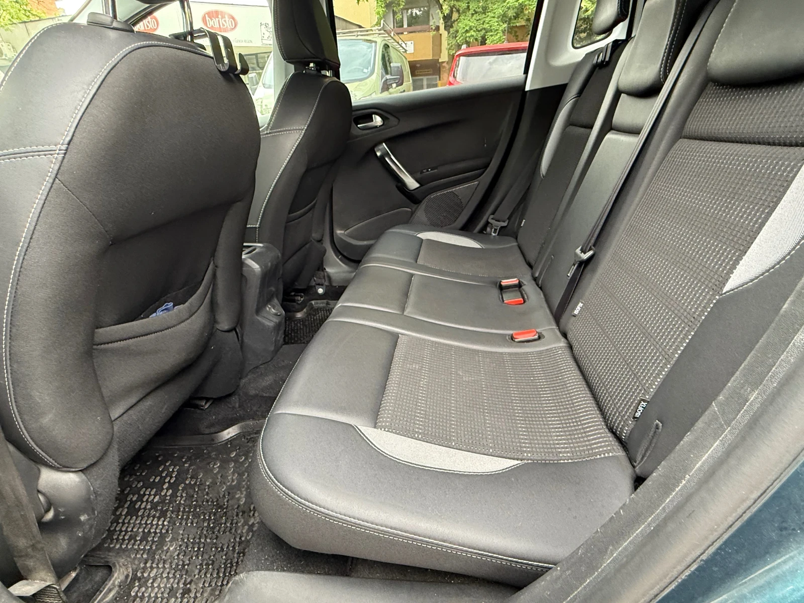 Peugeot 2008, снимка 7 - Автомобили и джипове - 54748585