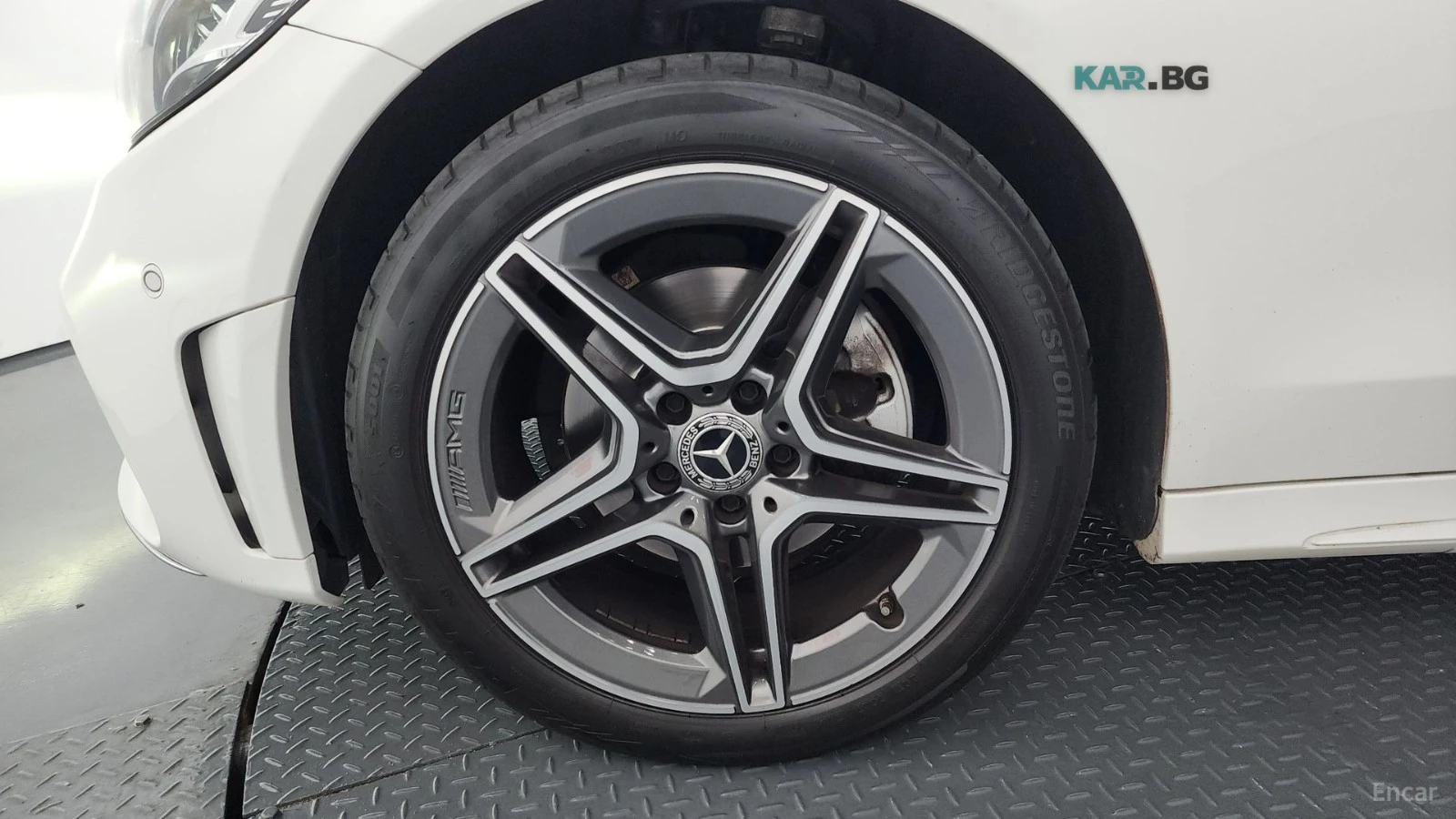 Mercedes-Benz C 200 AMG LINE/KEYLESS/NAVI/LANE ASSIST, снимка 5 - Автомобили и джипове - 54973332