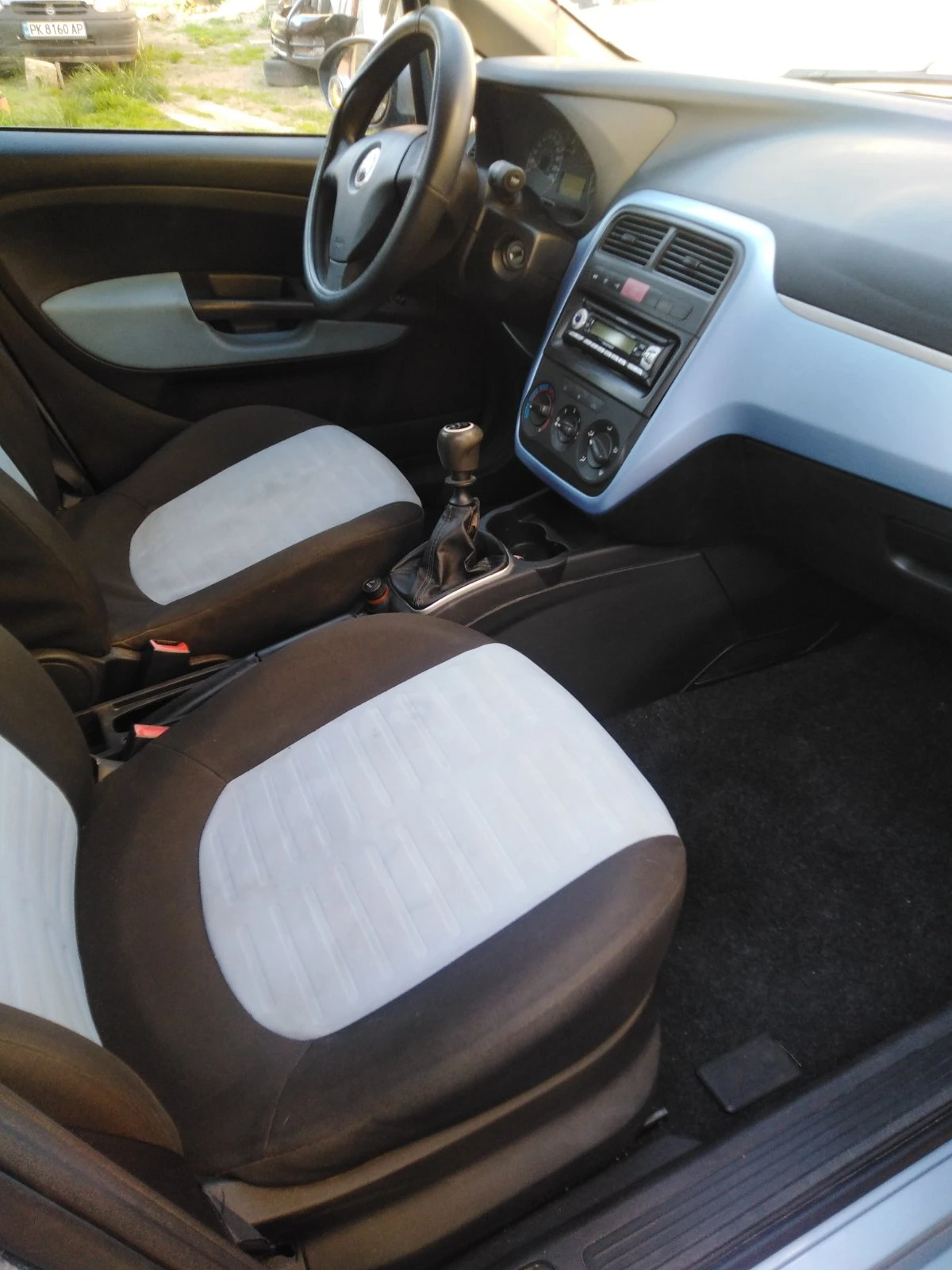 Fiat Punto 1.2, снимка 11 - Автомобили и джипове - 55441422