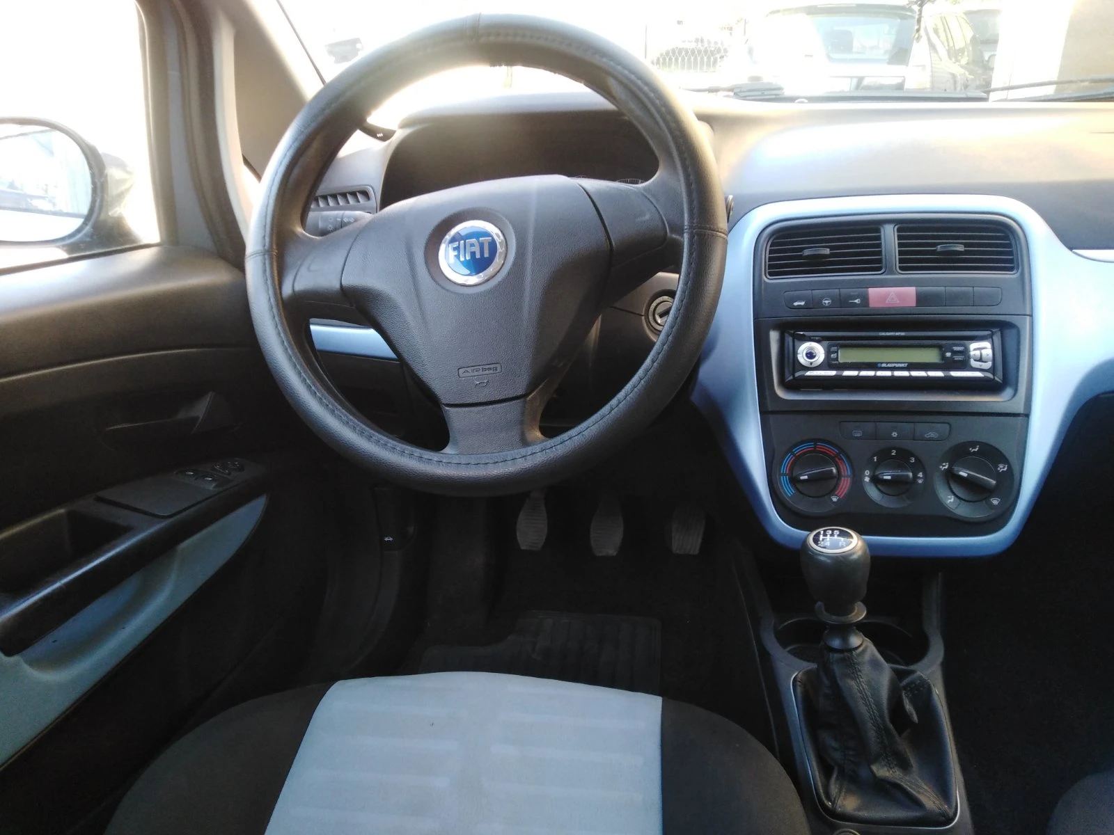 Fiat Punto 1.2, снимка 10 - Автомобили и джипове - 55441422