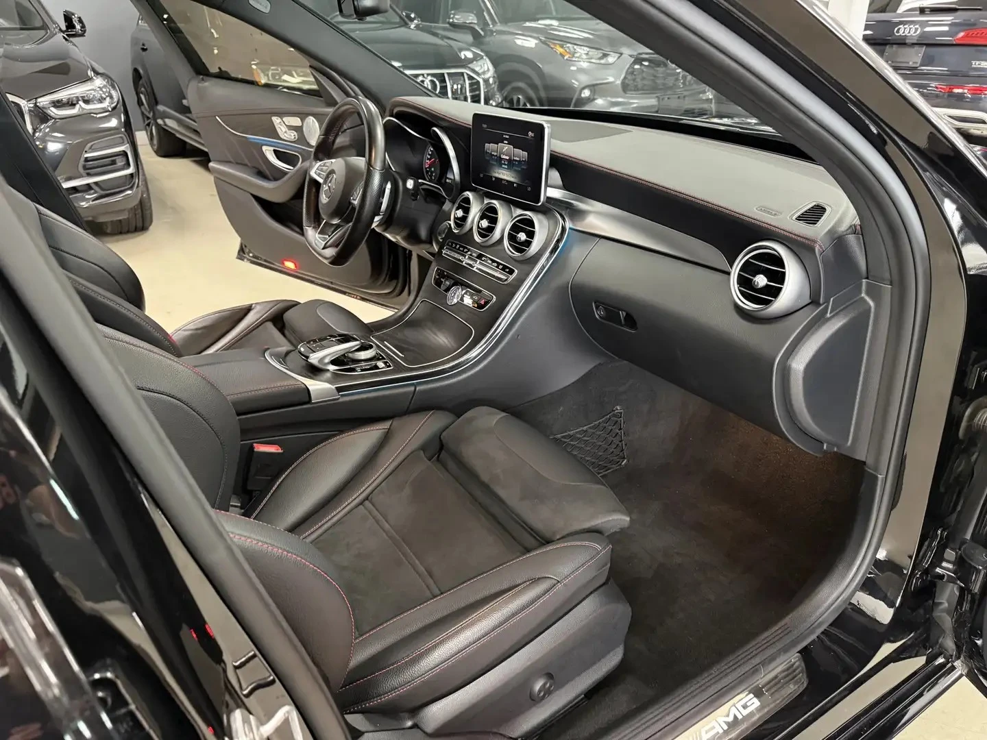 Mercedes-Benz C 43 AMG 4MATIC* BURMESTER PREMIUM* ПАНО* , снимка 14 - Автомобили и джипове - 55571255