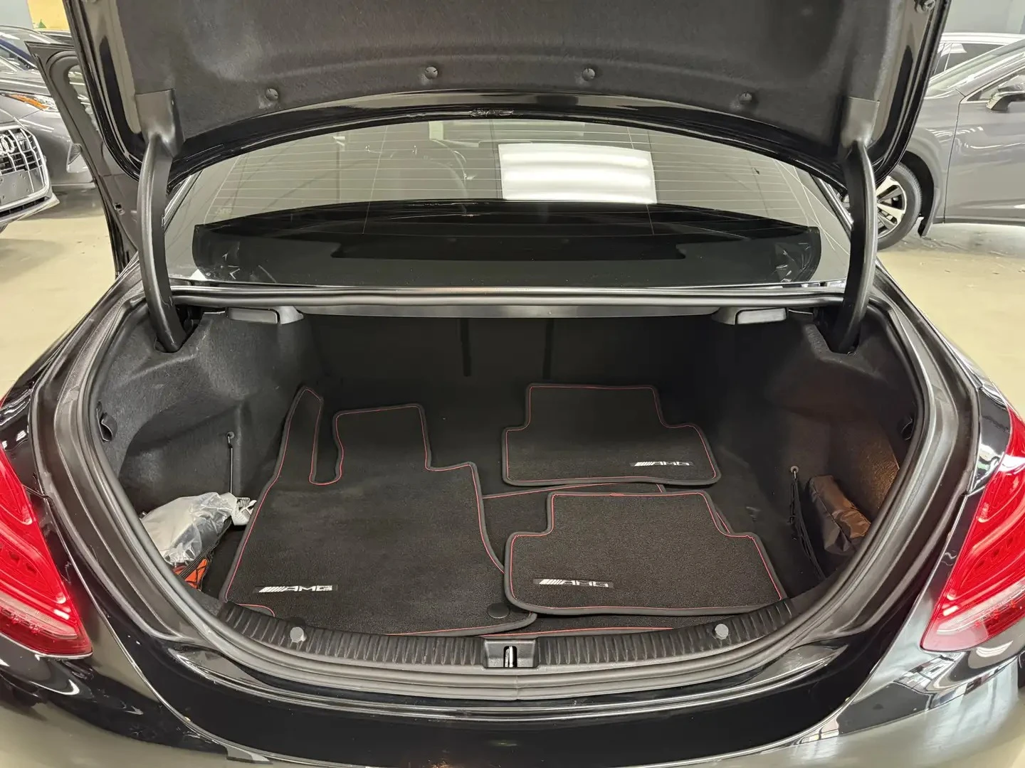 Mercedes-Benz C 43 AMG 4MATIC* BURMESTER PREMIUM* ПАНО* , снимка 13 - Автомобили и джипове - 55571255