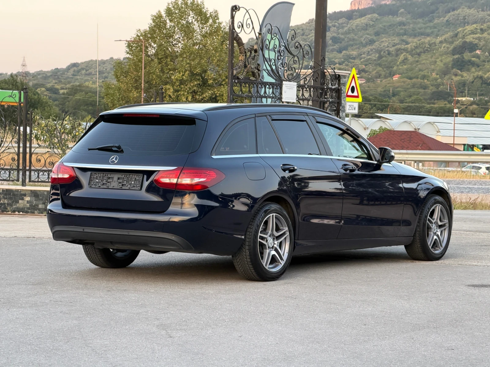 Mercedes-Benz C 200 2.0D ИТАЛИЯ , снимка 7 - Автомобили и джипове - 55786756