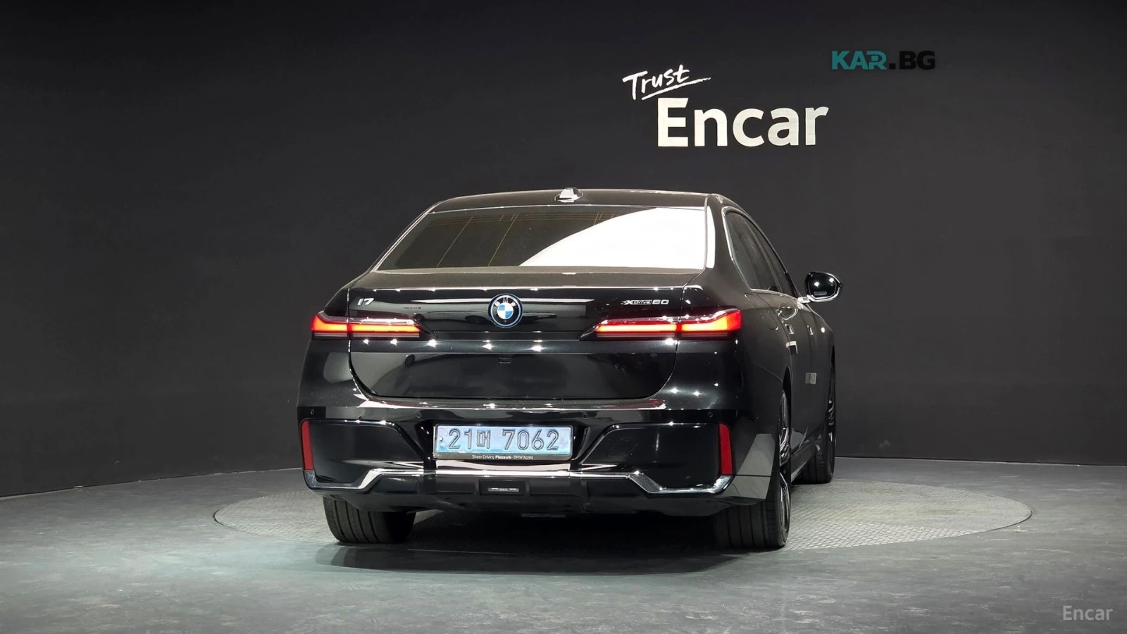 BMW i7 xDrive60 M Sport| Executive Lounge| Theatre Screen, снимка 4 - Автомобили и джипове - 56096875