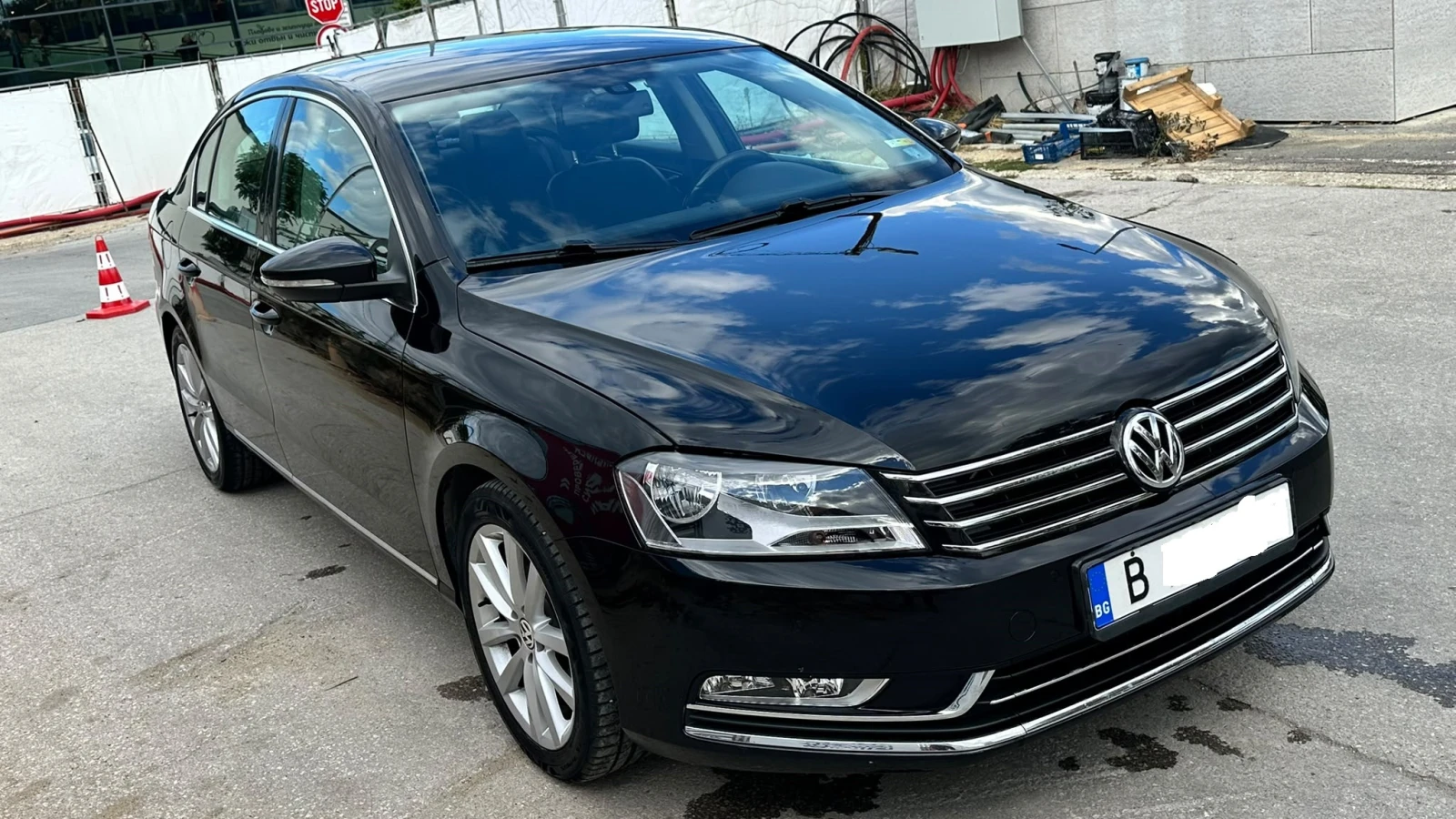 VW Passat, снимка 2 - Автомобили и джипове - 56245313