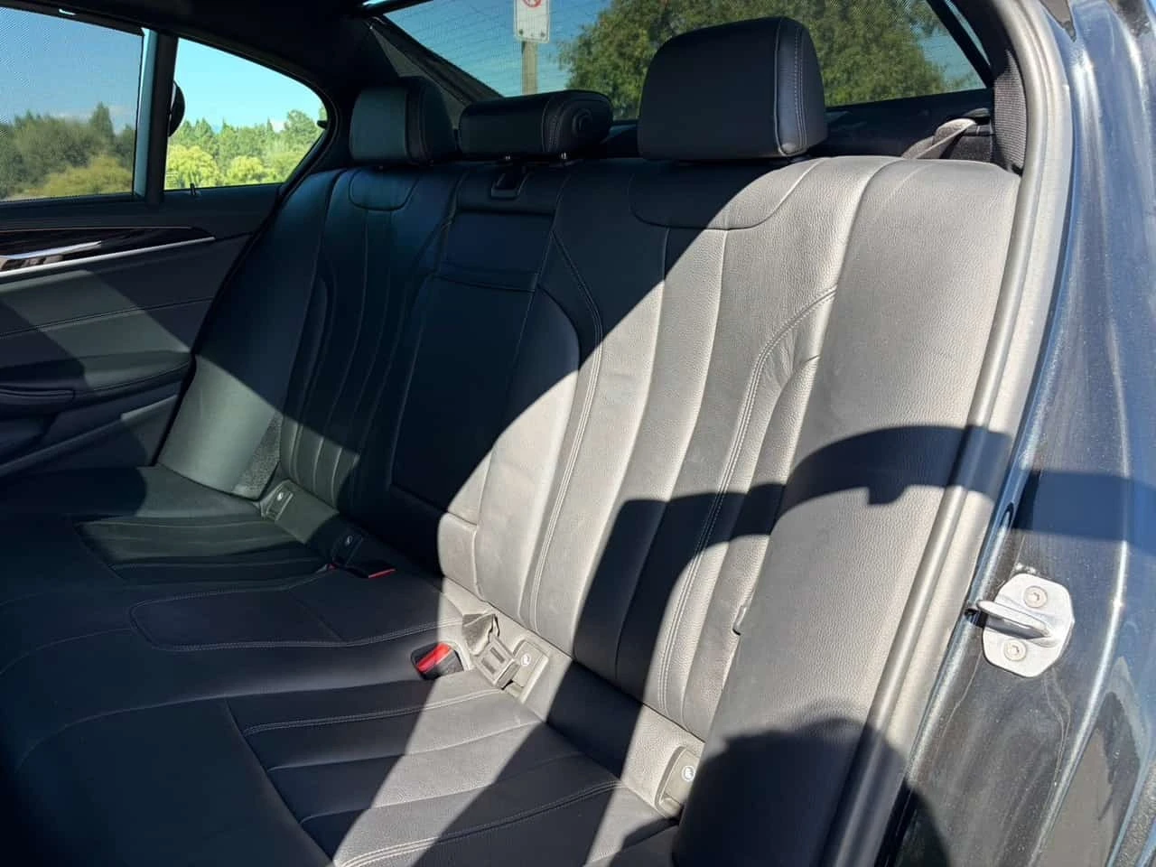 BMW 550 * xDrive * CARFAX * ����� �� ����������� | Mobile.bg � ����������� 15