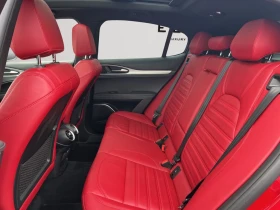 Alfa Romeo Stelvio VELOCE* RED NAPPA* DISTRONIC* PANORAMA* HARMAN KAR, снимка 11