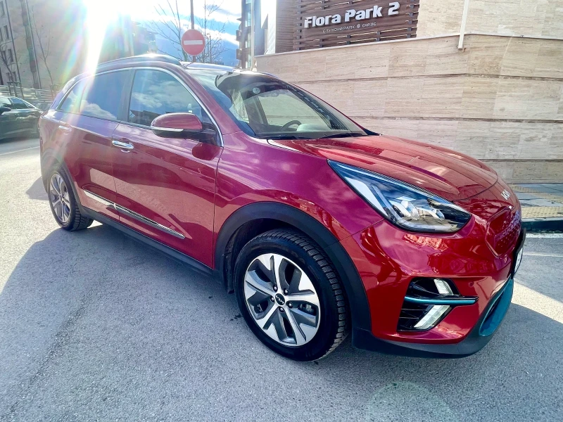 Kia Niro, снимка 1 - Автомобили и джипове - 48374809