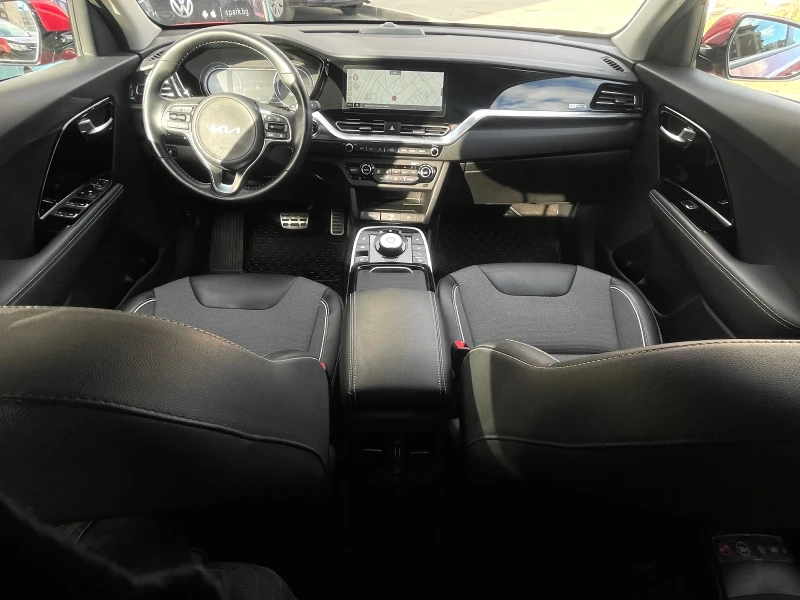 Kia Niro, снимка 13 - Автомобили и джипове - 48374809