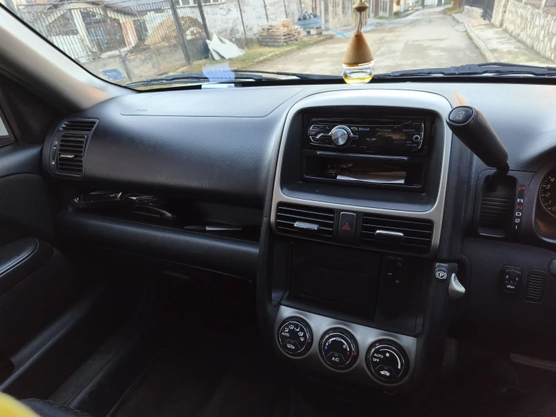 Honda Cr-v 2.0 Automatic, снимка 6 - Автомобили и джипове - 52953338