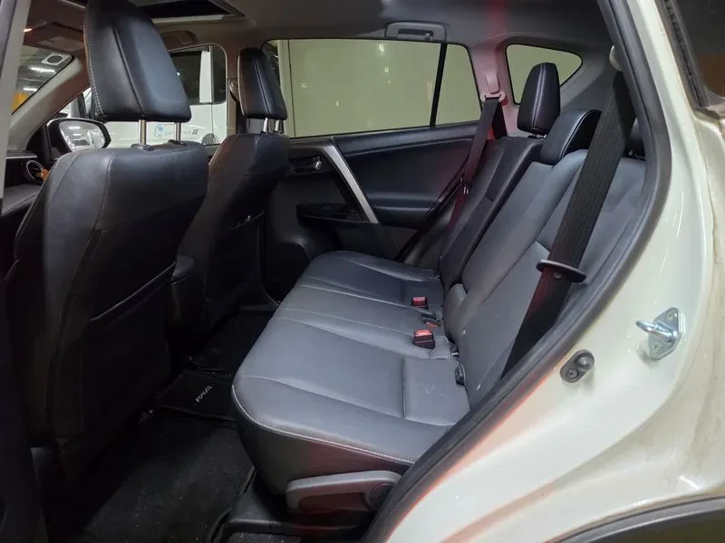 Toyota Rav4 RAV4 2.5 2WD, снимка 12 - Автомобили и джипове - 54959309