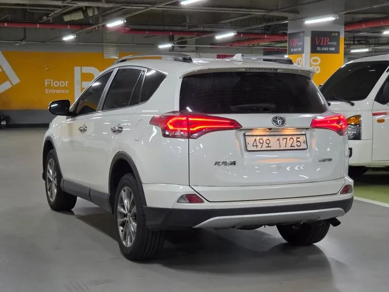 Toyota Rav4 RAV4 2.5 2WD, снимка 6 - Автомобили и джипове - 54959309