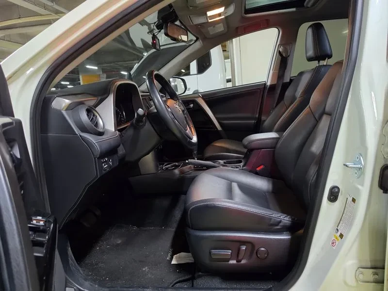 Toyota Rav4 RAV4 2.5 2WD, снимка 11 - Автомобили и джипове - 54959309