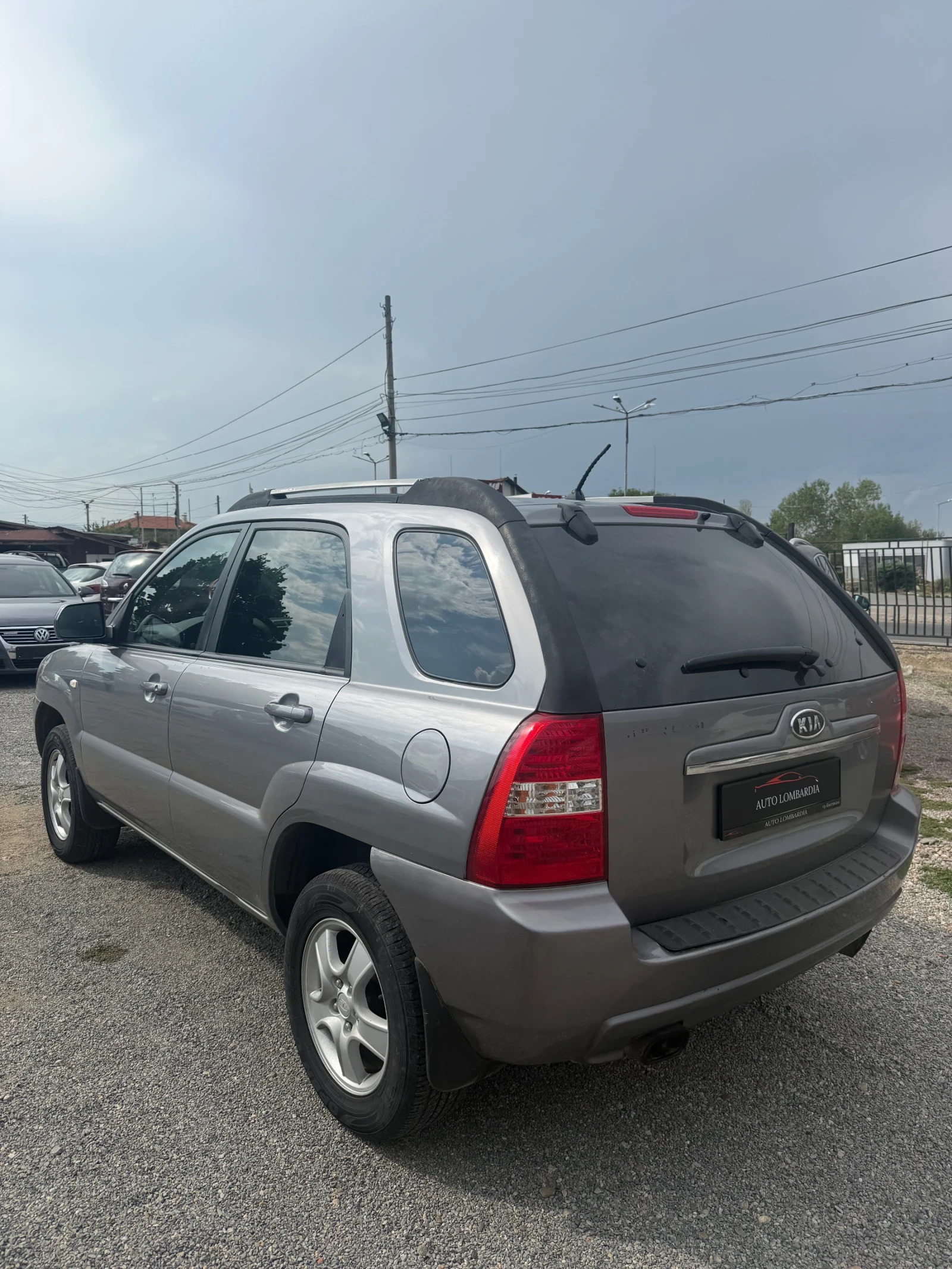 Kia Sportage 2.0 - изображение 6